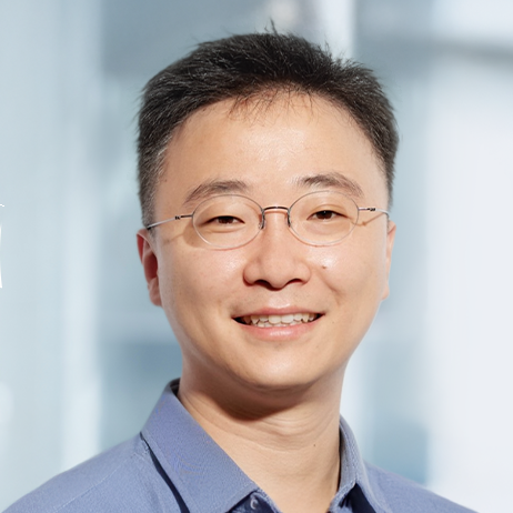 Tao Fang headshot